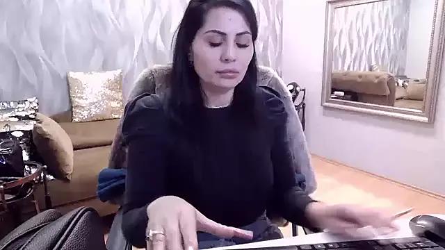 Sara_Poison on StripChat