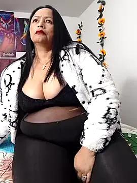 ScarletthJhonson- on StripChat