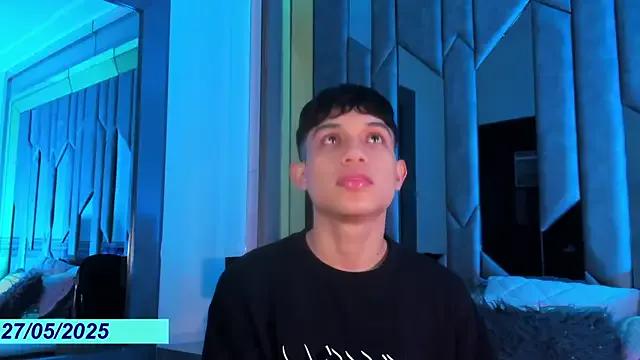 Sebax_Young on StripChat