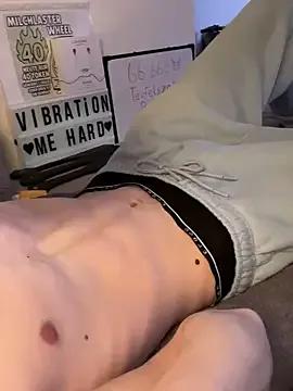 secret_dream415 on StripChat