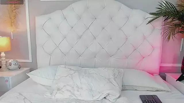 serena_jeyms on StripChat