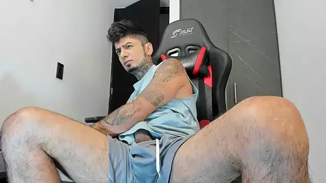 sergiio_mesa27 on StripChat