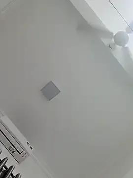 Sexyass13 on StripChat