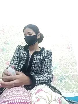 Sexykhushi041 on StripChat