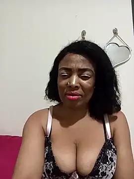 Freechat SEXYMOANSXX on StripChat