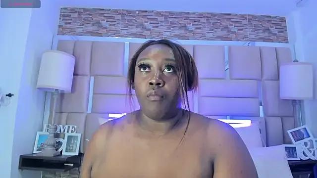 ShaniaBrownn on StripChat