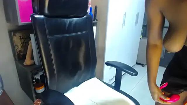 Shaniko89 on StripChat