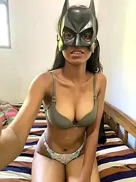 Shanudri77 on StripChat