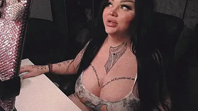 sheylagoddess11 on StripChat