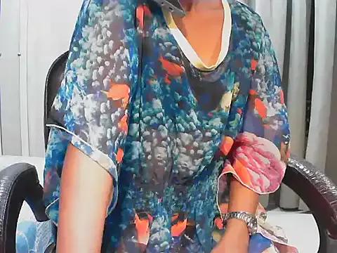 short_girl_ on StripChat