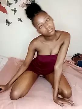 SinfullyForbiddeno7 on StripChat