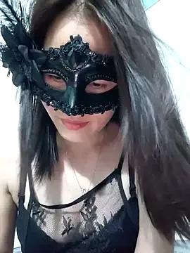 Singlemom69x on StripChat