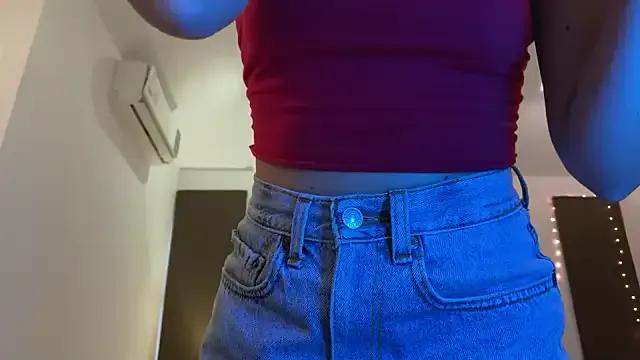 SirenaBelle on StripChat