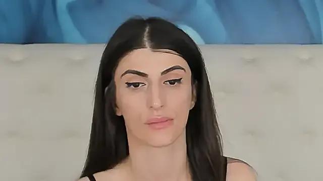 SkinnyDolly on StripChat