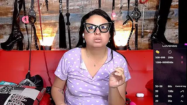 Freechat slave_Rubi on StripChat