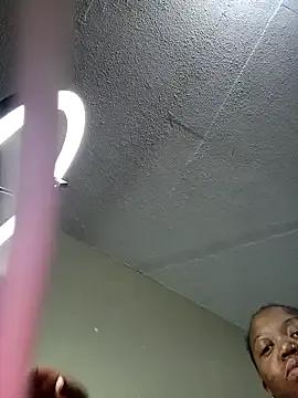 Freechat slimcate91 on StripChat