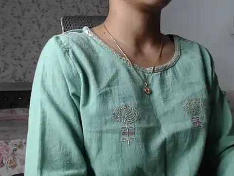 Freechat snow_white123 on StripChat