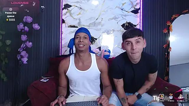 SpicyBoys_X on StripChat