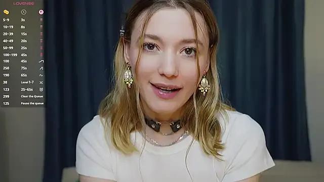 StarryMary — lick my fingers like a kitty!