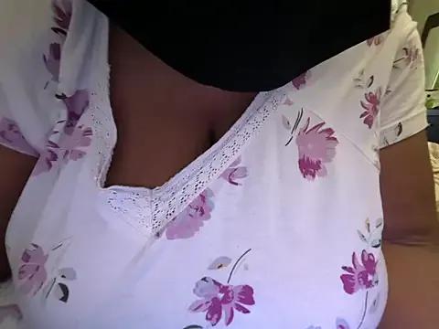 Submissive_Arab on StripChat