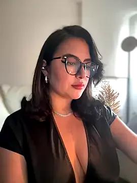 Freechat sukhakunis1 on StripChat