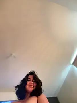 Freechat sukhakunis1 on StripChat