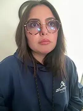 Freechat sukhakunis1 on StripChat