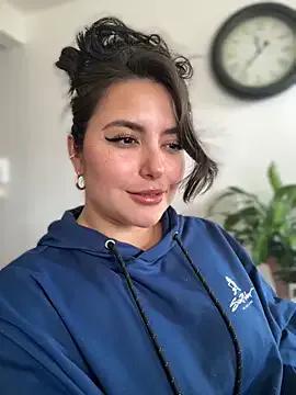 Freechat sukhakunis1 on StripChat