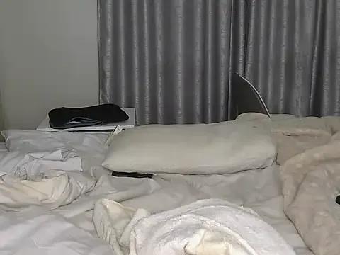 Sultry_Booty on StripChat