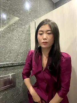 sunny-520 on StripChat