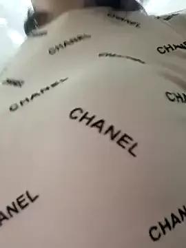 Sweet_Toy20 on StripChat