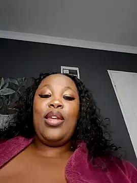 SWEETDOLLY29XX on StripChat