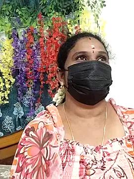 Tamil_Aathira on StripChat