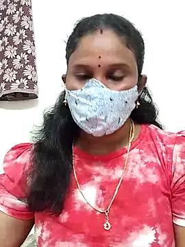 Tamil_Aathira on StripChat