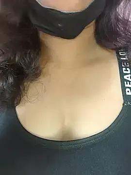 Tamil_Shalini_Lustyy on StripChat