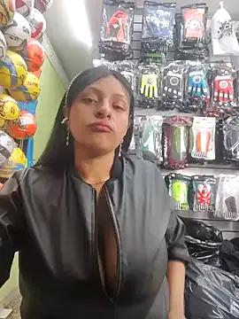 tanya_smitt on StripChat