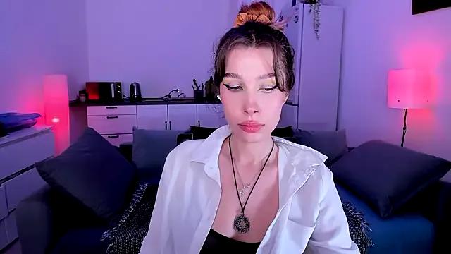 tenderdreams on StripChat