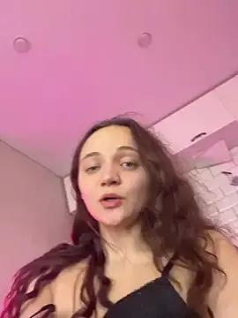 Freechat TheYourL on StripChat