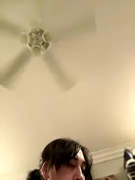 ThicBunz on StripChat