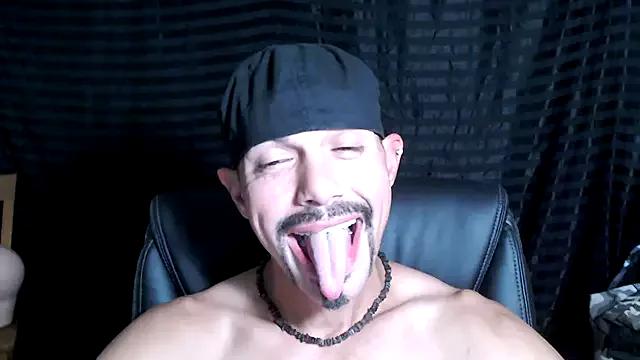 ThickD2C on StripChat