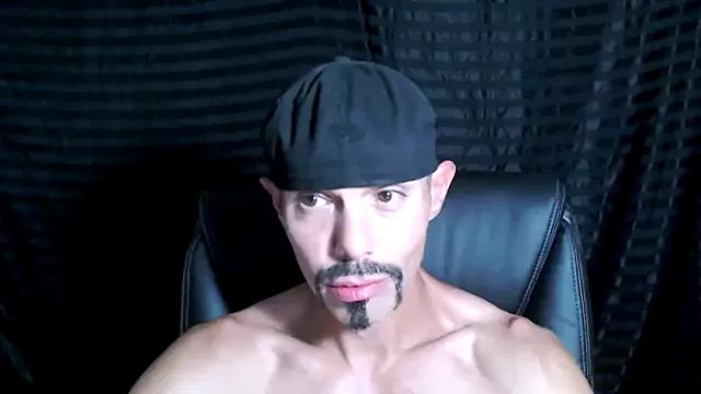 ThickD2C on StripChat