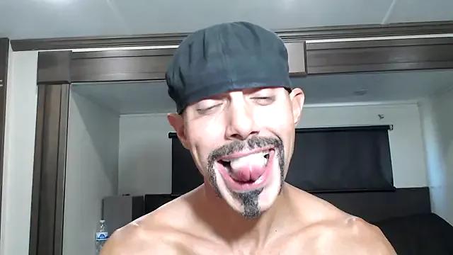 ThickD2C on StripChat