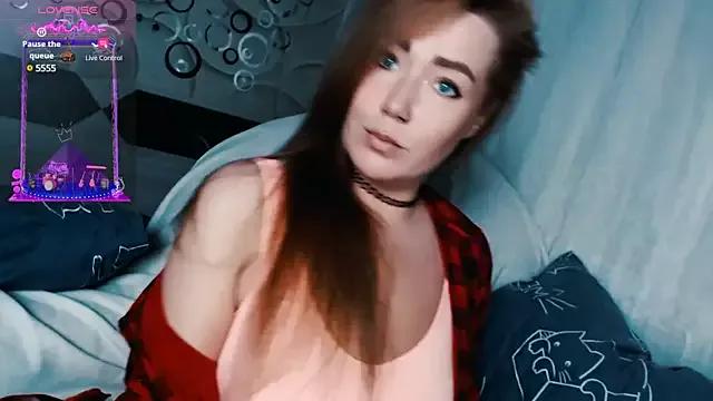 Freechat tia_meow on StripChat