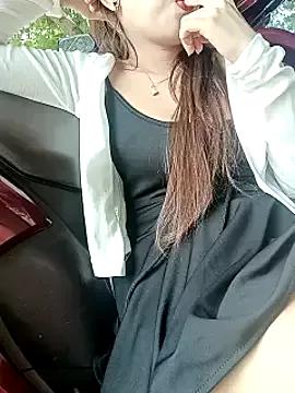 Tina_Ty on StripChat