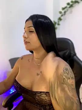 tinalove7 on StripChat