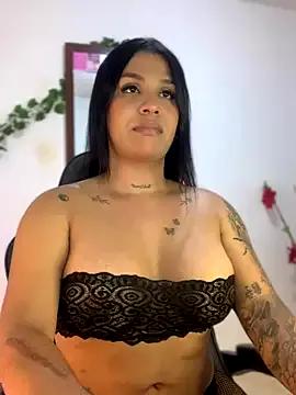 tinalove7 on StripChat