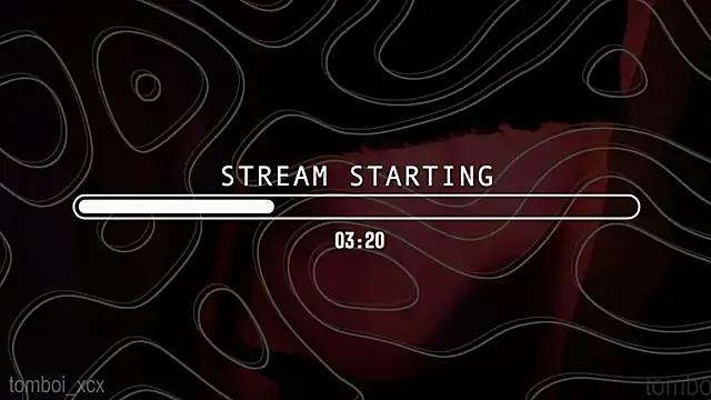 tomboi_xcx on StripChat