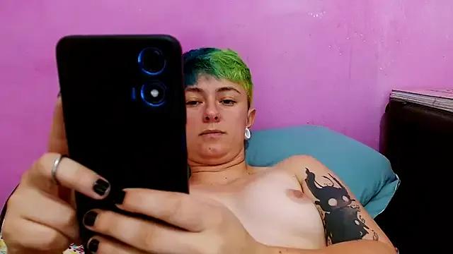 tomboyblue on StripChat