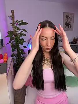 Trixie-Tainted on StripChat