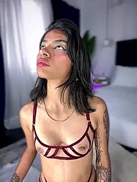 Freechat TweetiePieXXX on StripChat